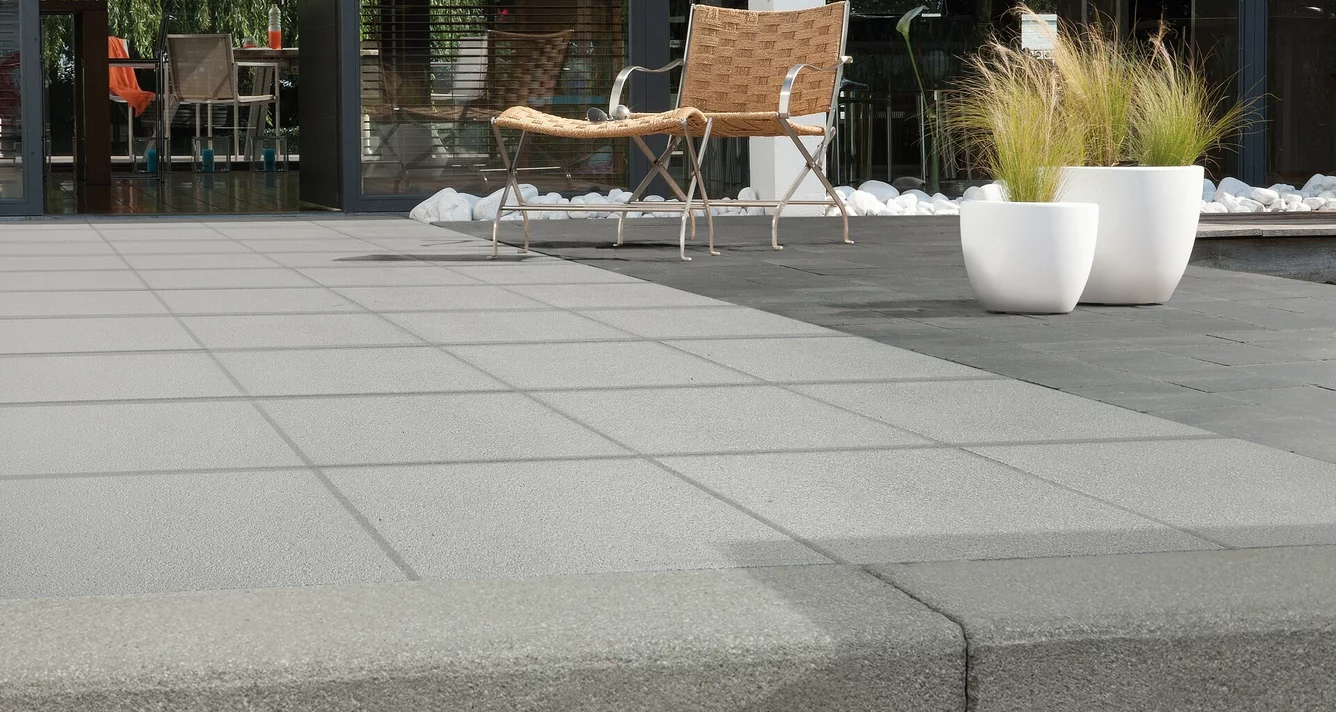 Terasová platňa Granite vo farbe griseo Terasová platňa Granite vo farbe griseo