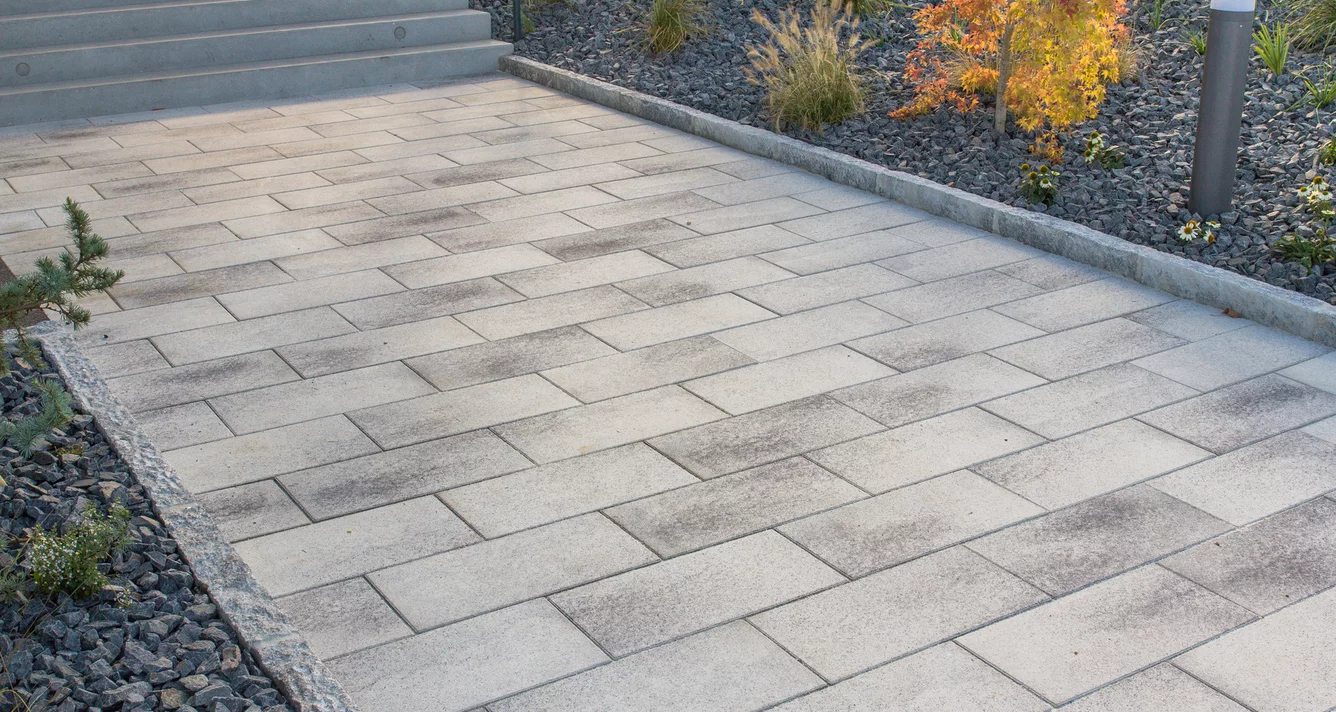 terasová platňa Umbria vo farbe granit biela terasová platňa Umbria vo farbe granit biela